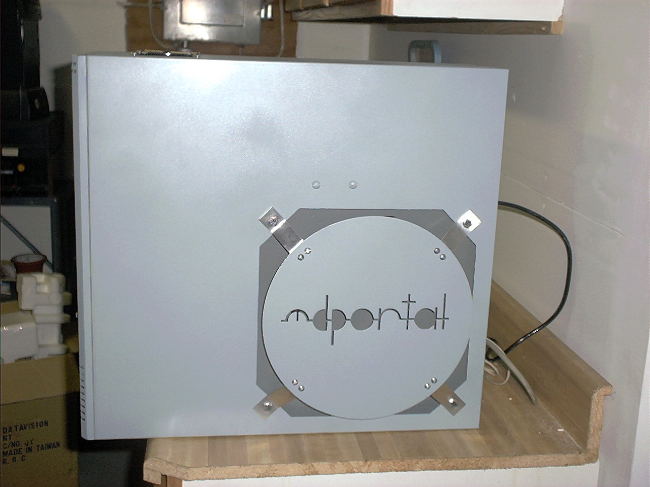 logo panel